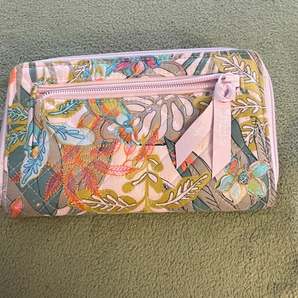 Vera Bradley Tropical Floral Wallet - Picture 4 of 5